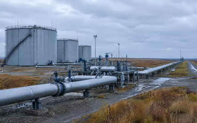 Транснефть сократила чистую прибыль за девять месяцев на 16,2%